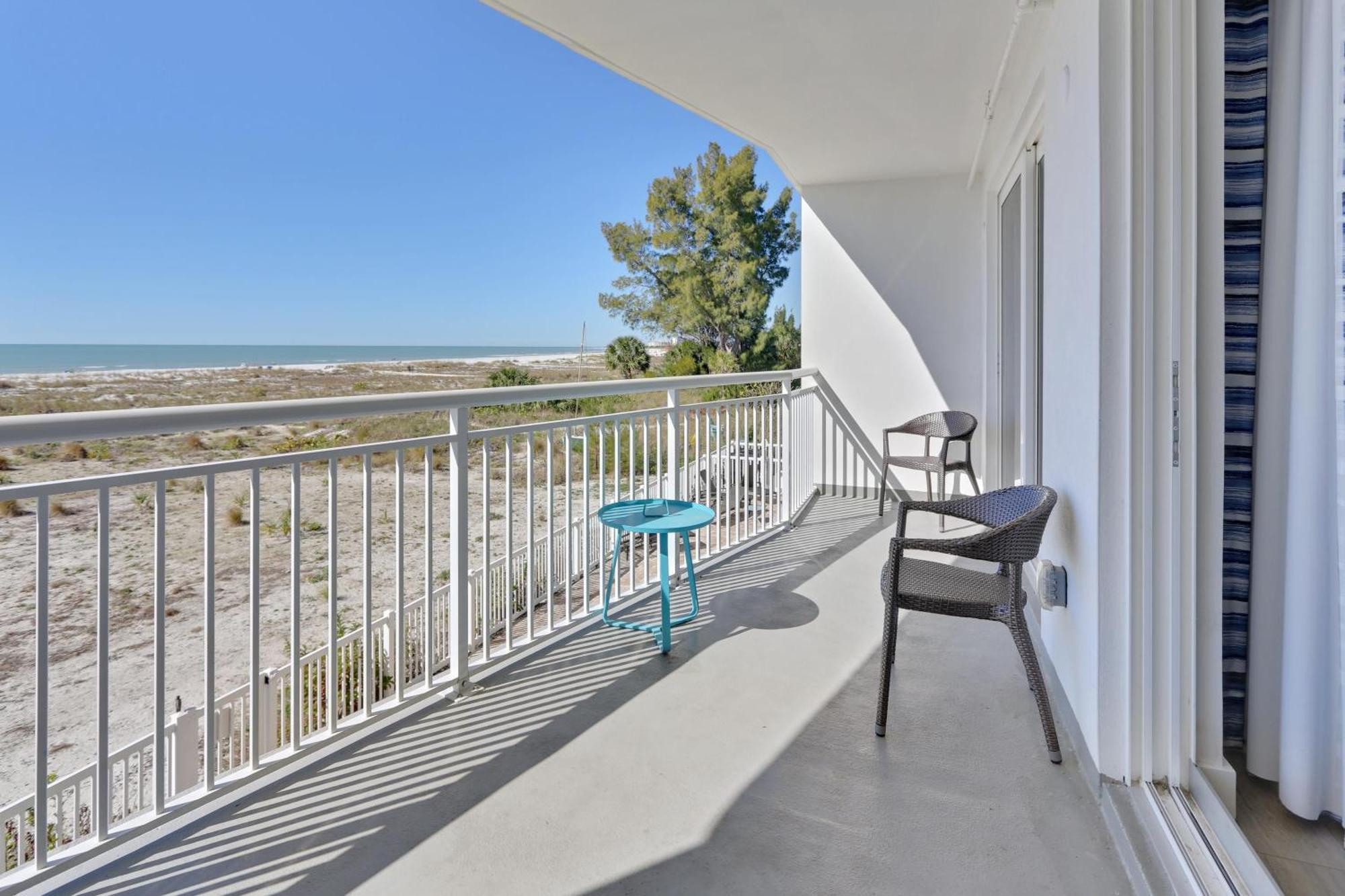 Oceana 202 West Villa St. Pete Beach Exterior photo