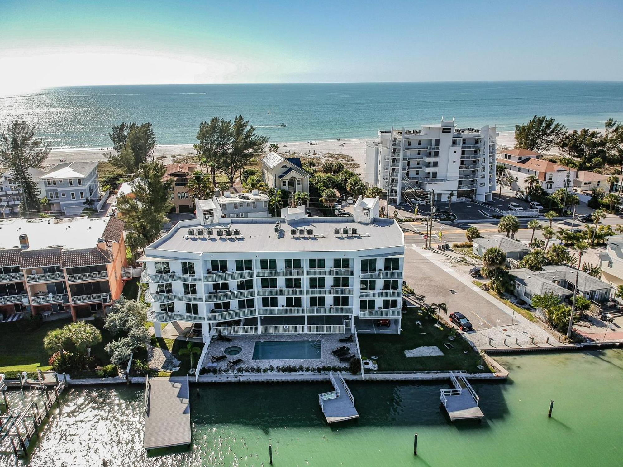 Oceana 202 West Villa St. Pete Beach Exterior photo